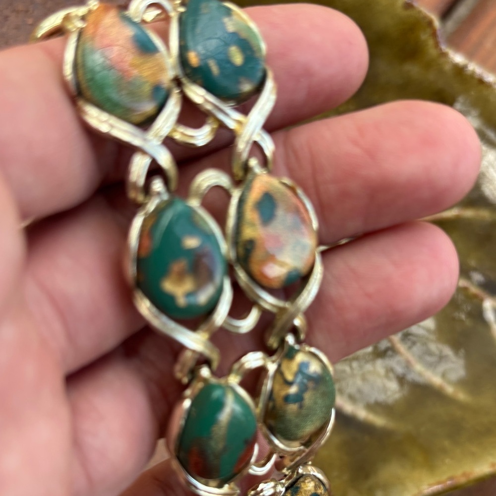Coro Champagne Gold Bracelet and Earrings Set with Teal Marbled Accents - Picture 9 of 11